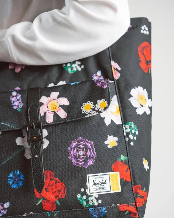 LEGO x Herschel Retreat Tote in Falling Florals